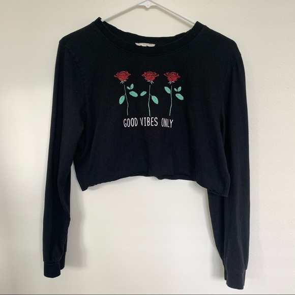 Good Vibes Only Black Rose Graphic Cropped Long Sleeve Shirt - Picture 2 of 4